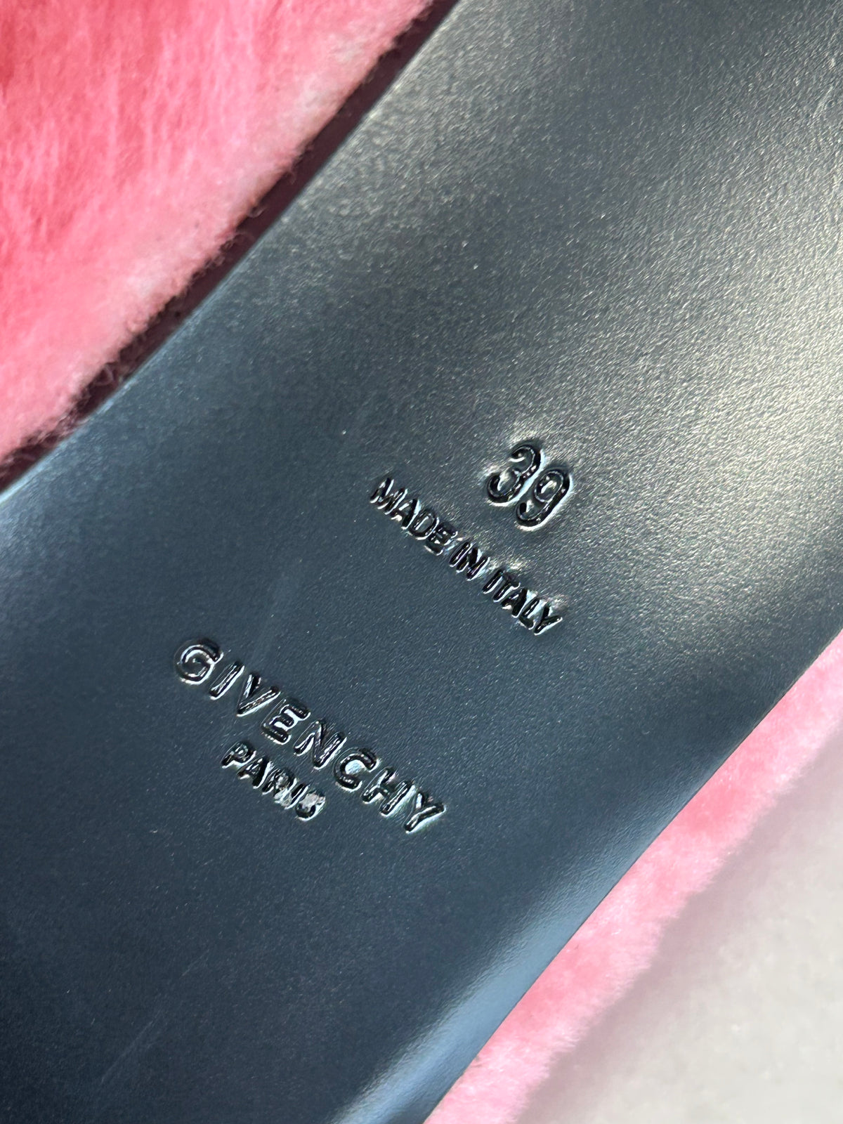 GIVENCHY - 4G Pink Shearling Slip On Slides Sz 39