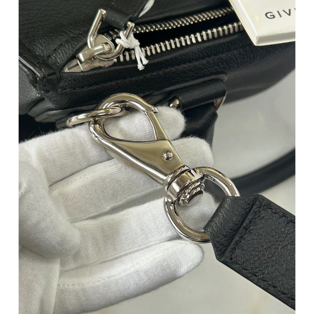 GIVENCHY - Pandora Black Leather Medium Bag