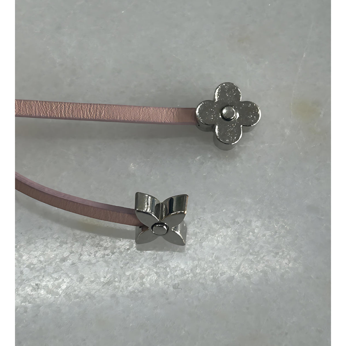 LOUIS VUITTON - Very Pink Bag Charm