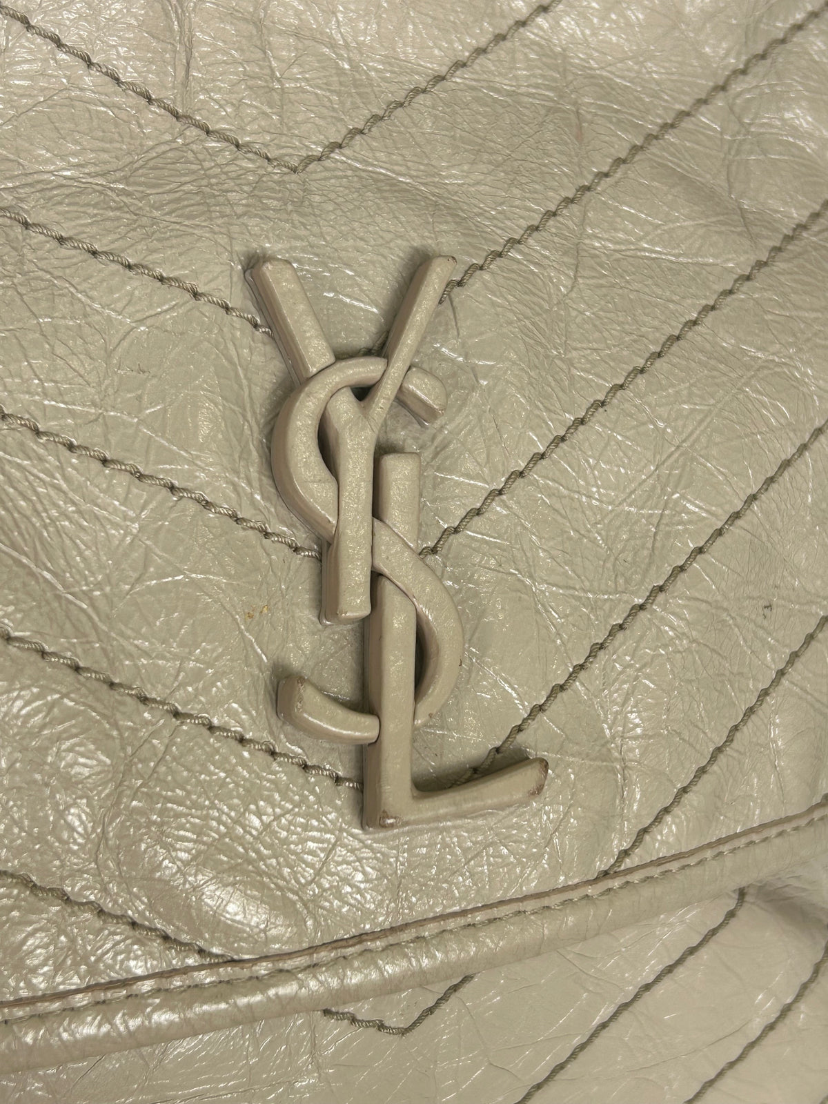 SAINT LAURENT - Niki Bag in Beige Leather (Medium)