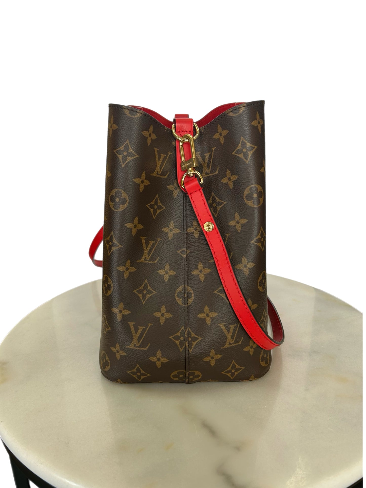 LOUIS VUITTON - NéoNoé MM Monogram Bucket Bag