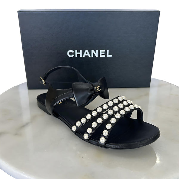 CHANEL - Pearl & Leather Bow Sandals Sz 40C