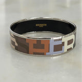 HERMÈS - Enamel Logo Bangle