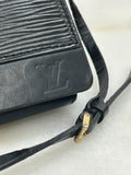 LOUIS VUITTON - Honfleur Black Epi Leather Bag