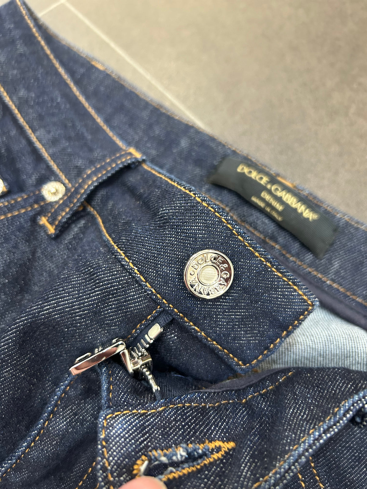 DOLCE & GABBANA - High-Rise Flared Jeans Sz 46