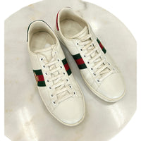 GUCCI - Ace Sneaker with Bee Embroidery Sz 37.5