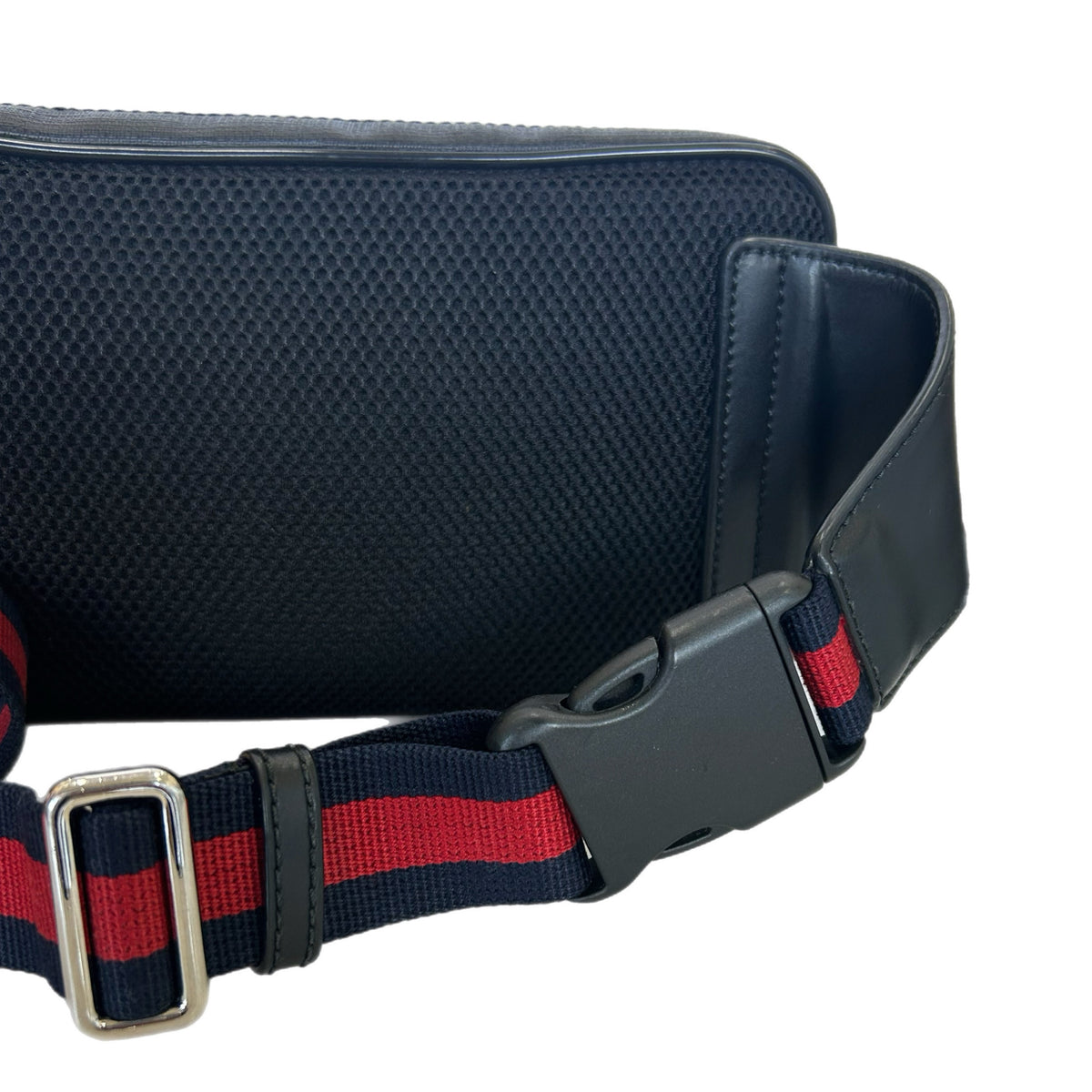GUCCI - GG Supreme Soft Night Courier Belt Bag