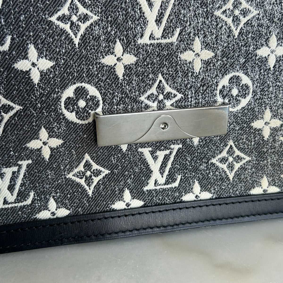 LOUIS VUITTON - Dauphine MM Denim & Leather Bag