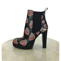 Alexander McQueen - Black Leather Floral Studded Boots Sz 38