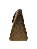 LOUIS VUITTON - OnTheGo MM Bag
