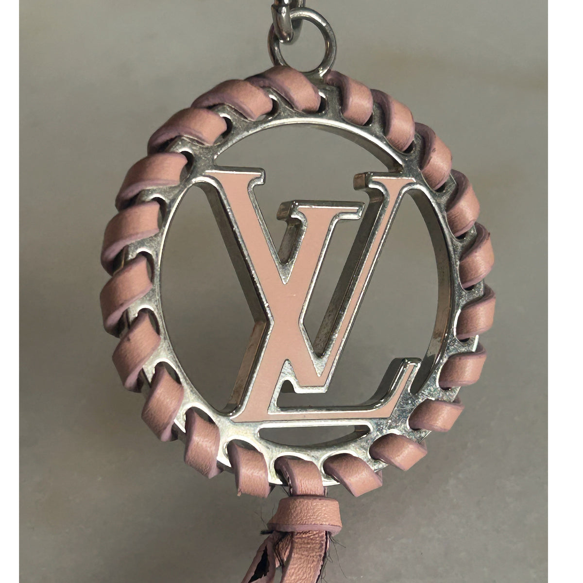 LOUIS VUITTON - Very Pink Bag Charm