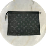 LOUIS VUITTON - Pochette Voyage MM - Monogram Eclipse