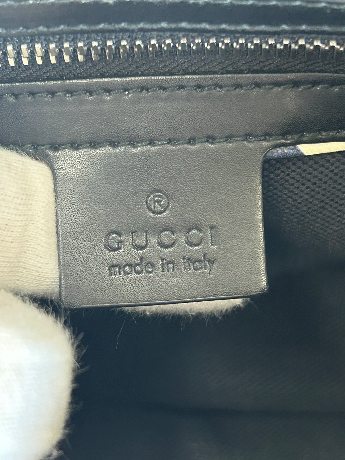 GUCCI - GG Supreme Soft Night Courier Belt Bag