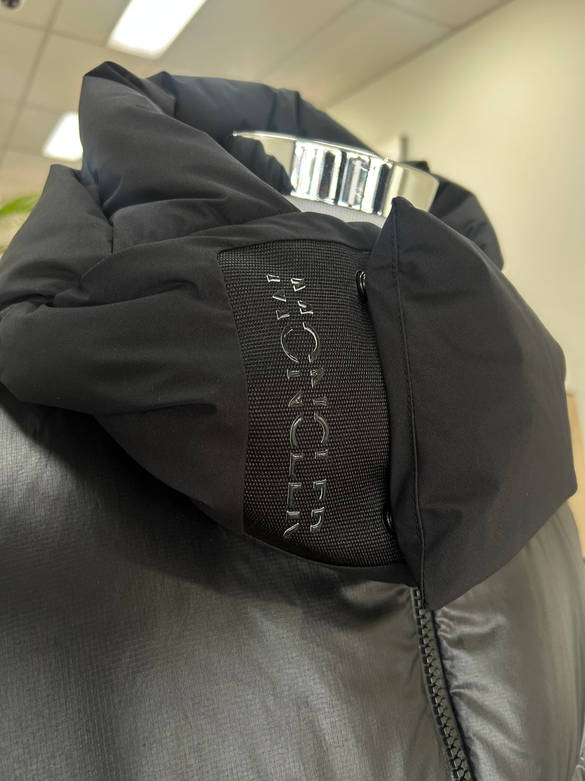 MONCLER - Zubair Giubbotto Black Jacket. Men’s Sz 6