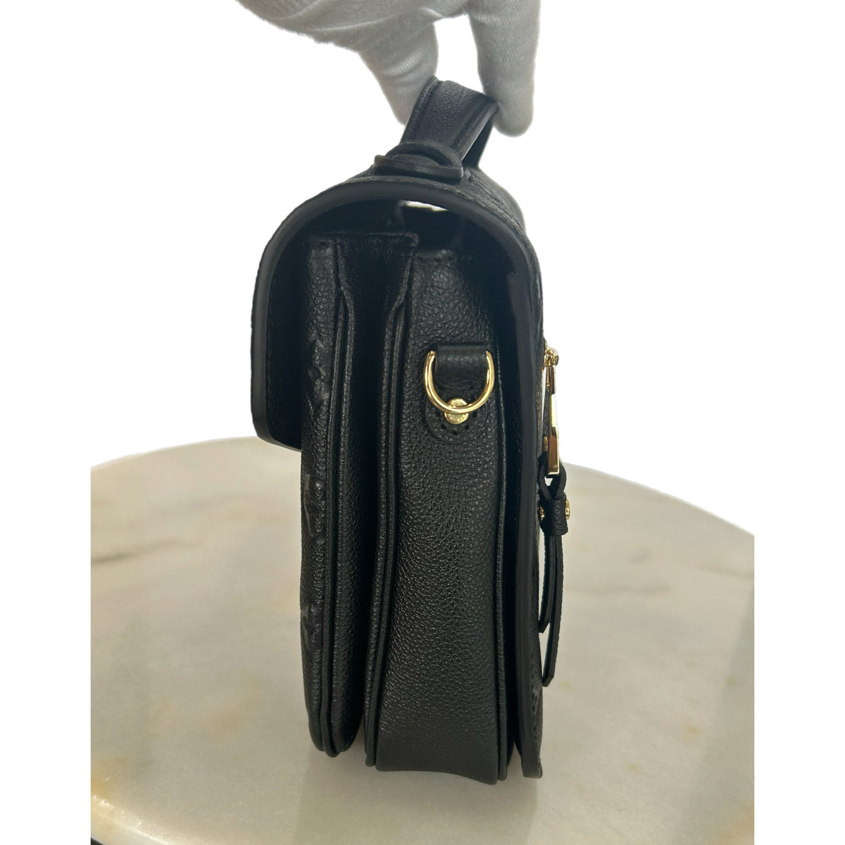 LOUIS VUITTON - Pochette Metis - Black Monogram Empreinte