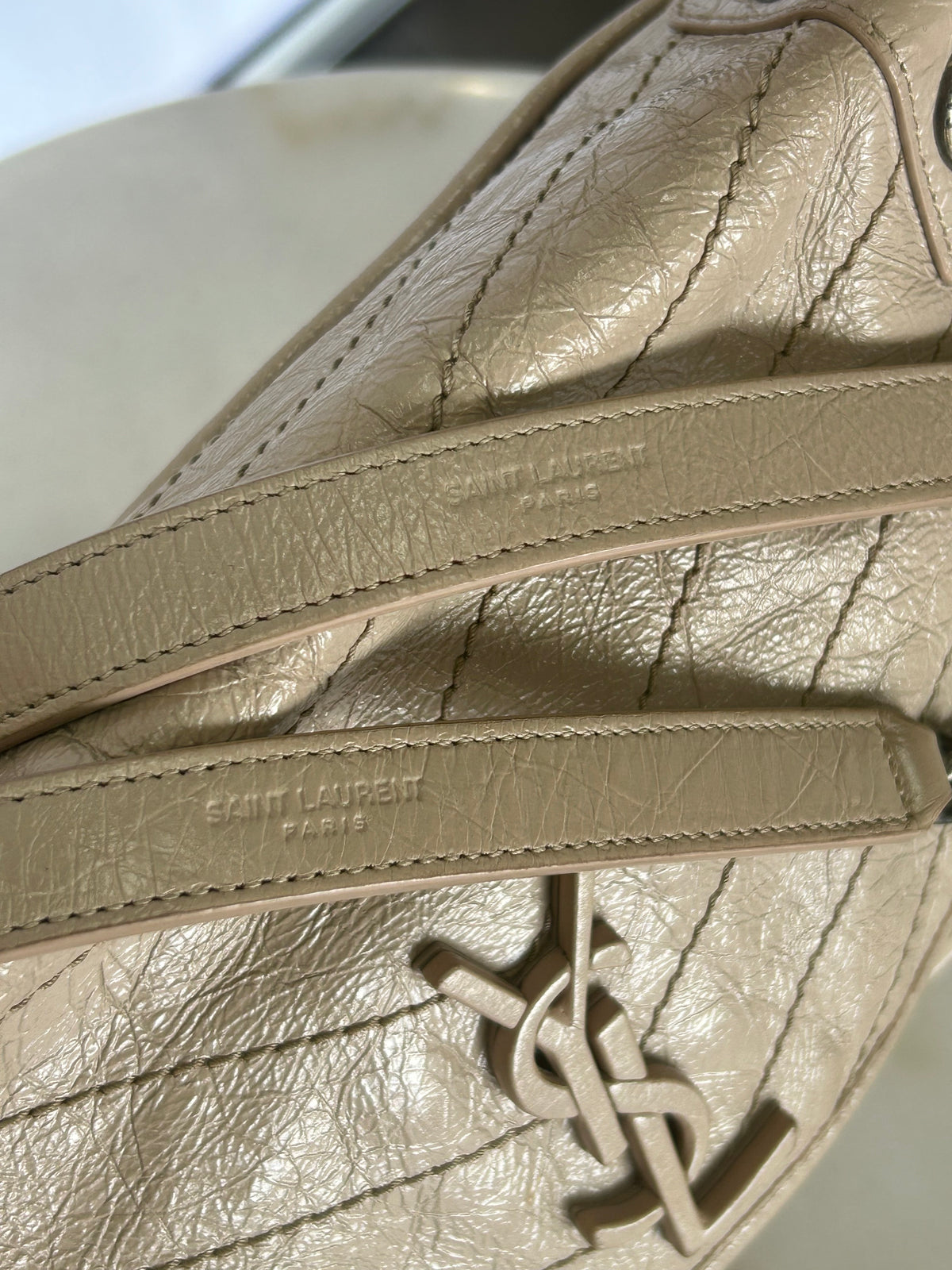 SAINT LAURENT - Niki Bag in Beige Leather (Medium)