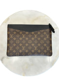 LOUIS VUITTON - Monogram Daily Pouch