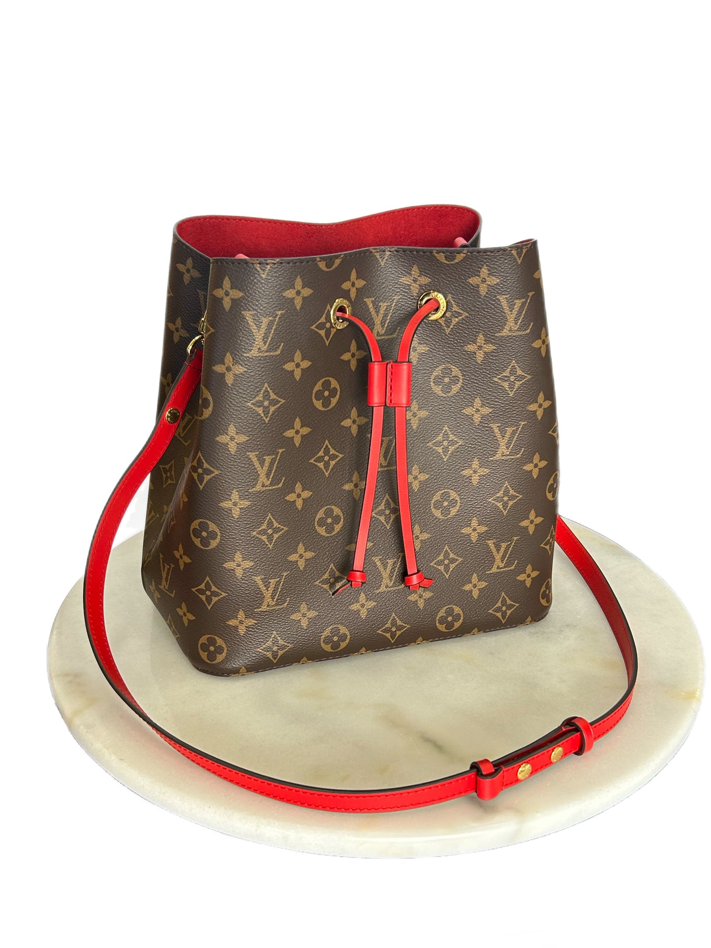 LOUIS VUITTON - NéoNoé MM Monogram Bucket Bag