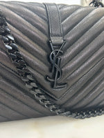 SAINT LAURENT - College Medium Bag in Black Quilted Leather
