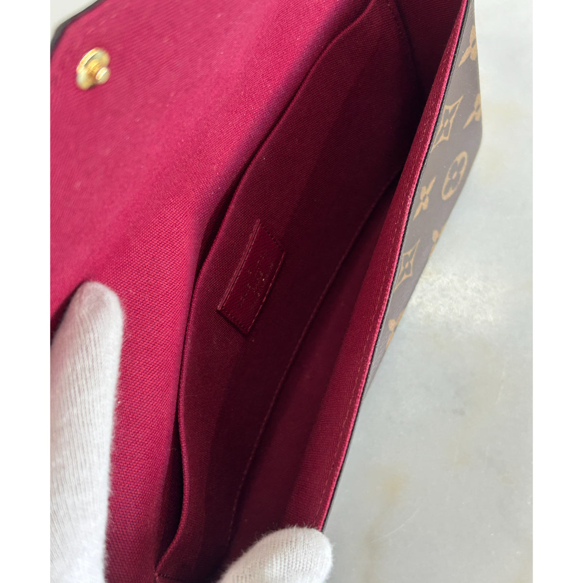 LOUIS VUITTON - Pochette Félicie Monogram Bag