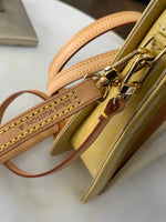 LOUIS VUITTON - Vernis Mott Monogram Bag in Beige