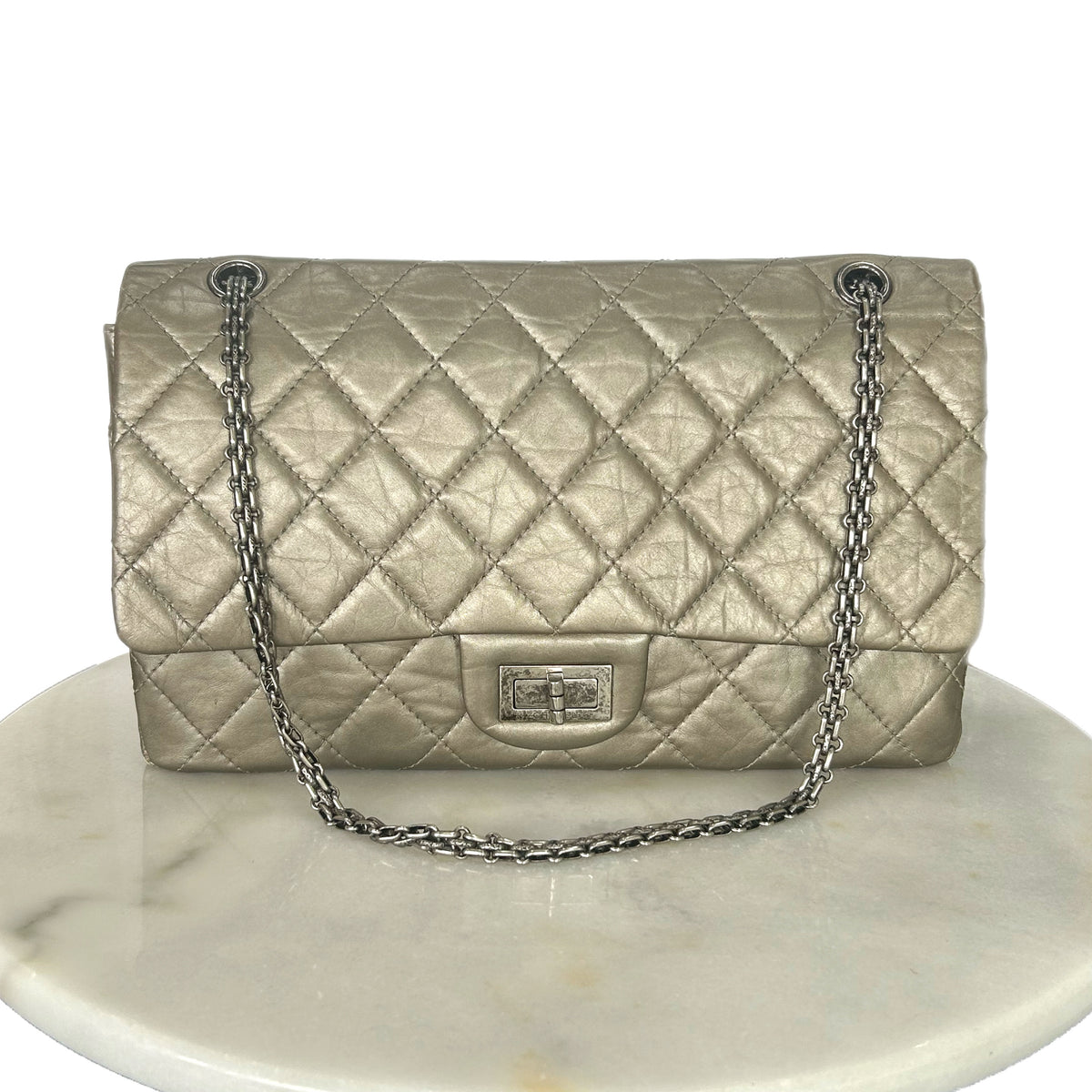 CHANEL - 2.55 Reissue Double Flap Bag