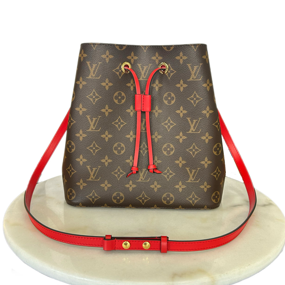LOUIS VUITTON - NéoNoé MM Monogram Bucket Bag
