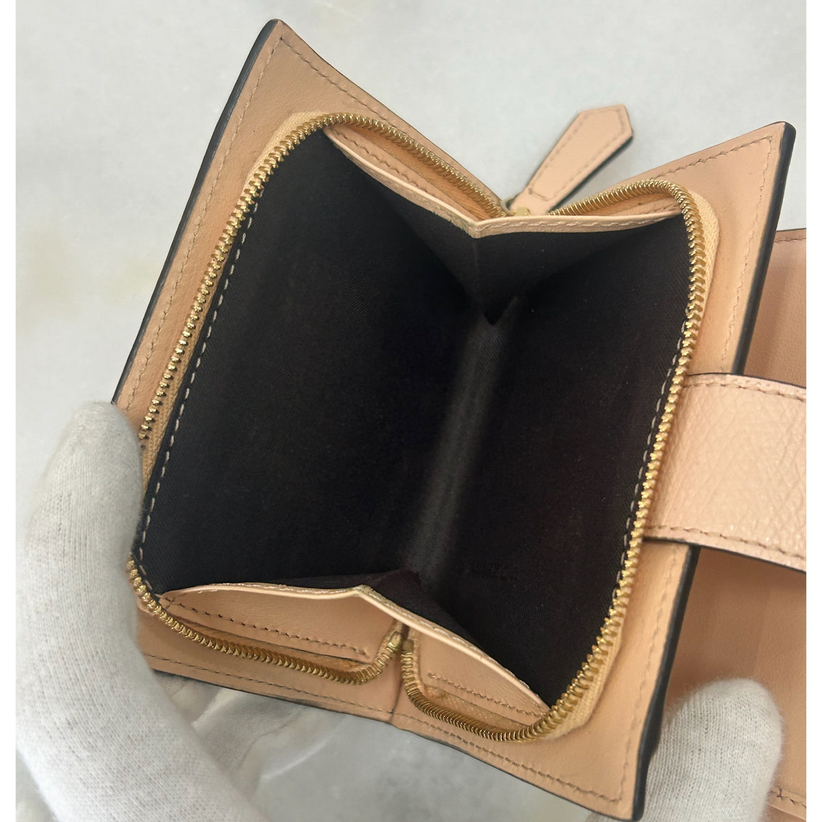 FENDI - FF Embossed Leather Compact Wallet