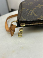 LOUIS VUITTON - Monogram Pochette Accessories Bag
