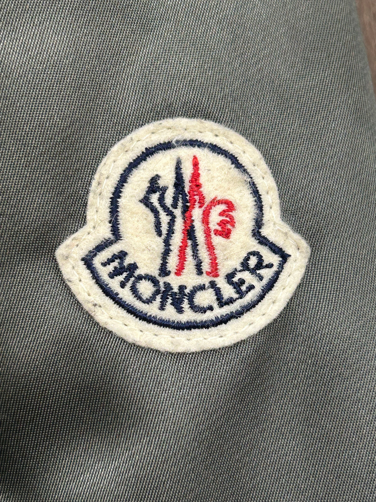 MONCLER - Eulimene Green Hooded Crop Jacket Sz 0