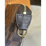 LOUIS VUITTON - Mini Pochette Accessories in Damier Ebene