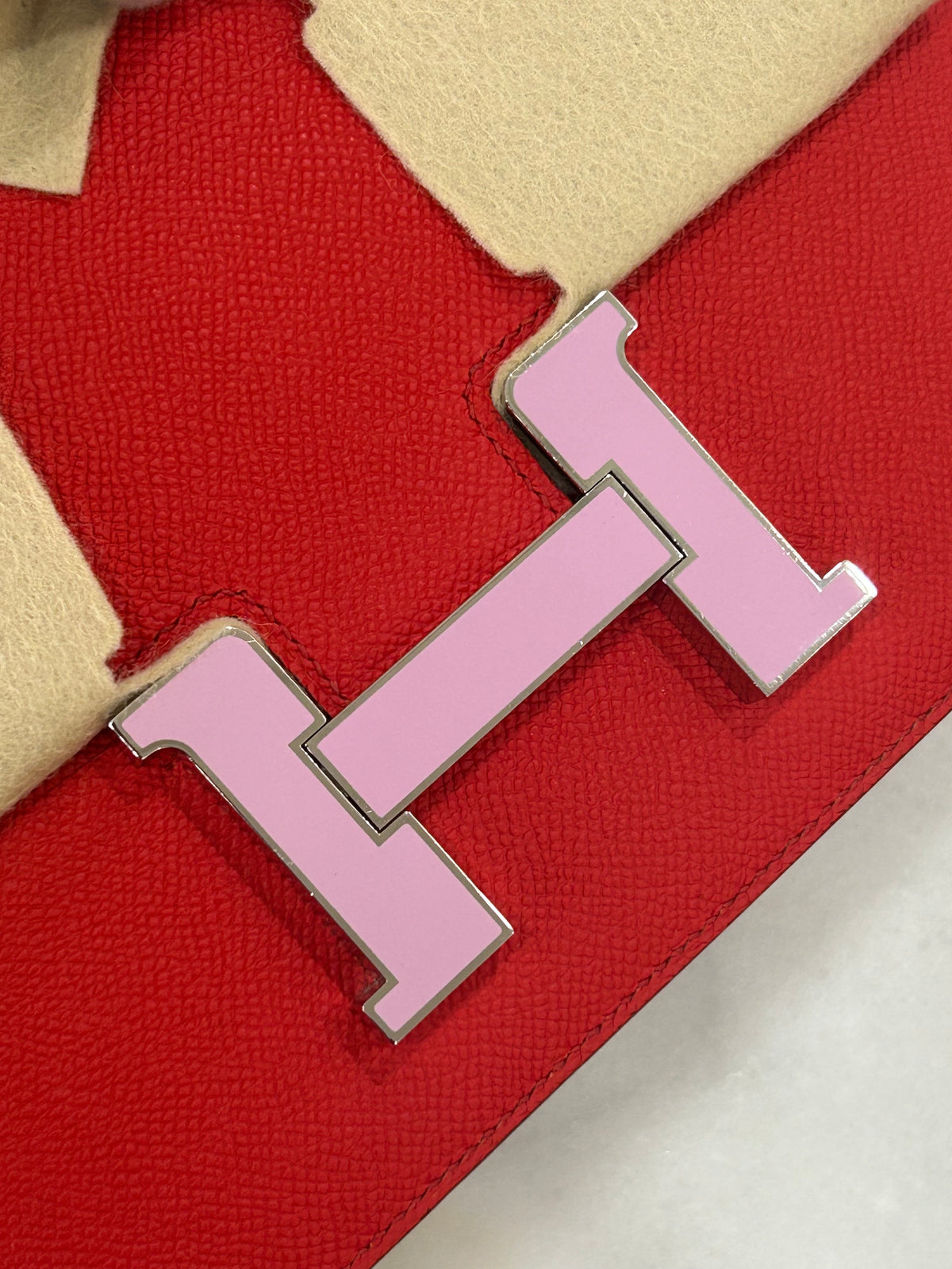HERMES - Constance 24 Bag Coeur/Mauve