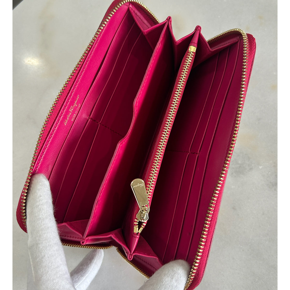 SALVATORE FERRAGAMO - Leather St.Bouquet Zip-around Wallet