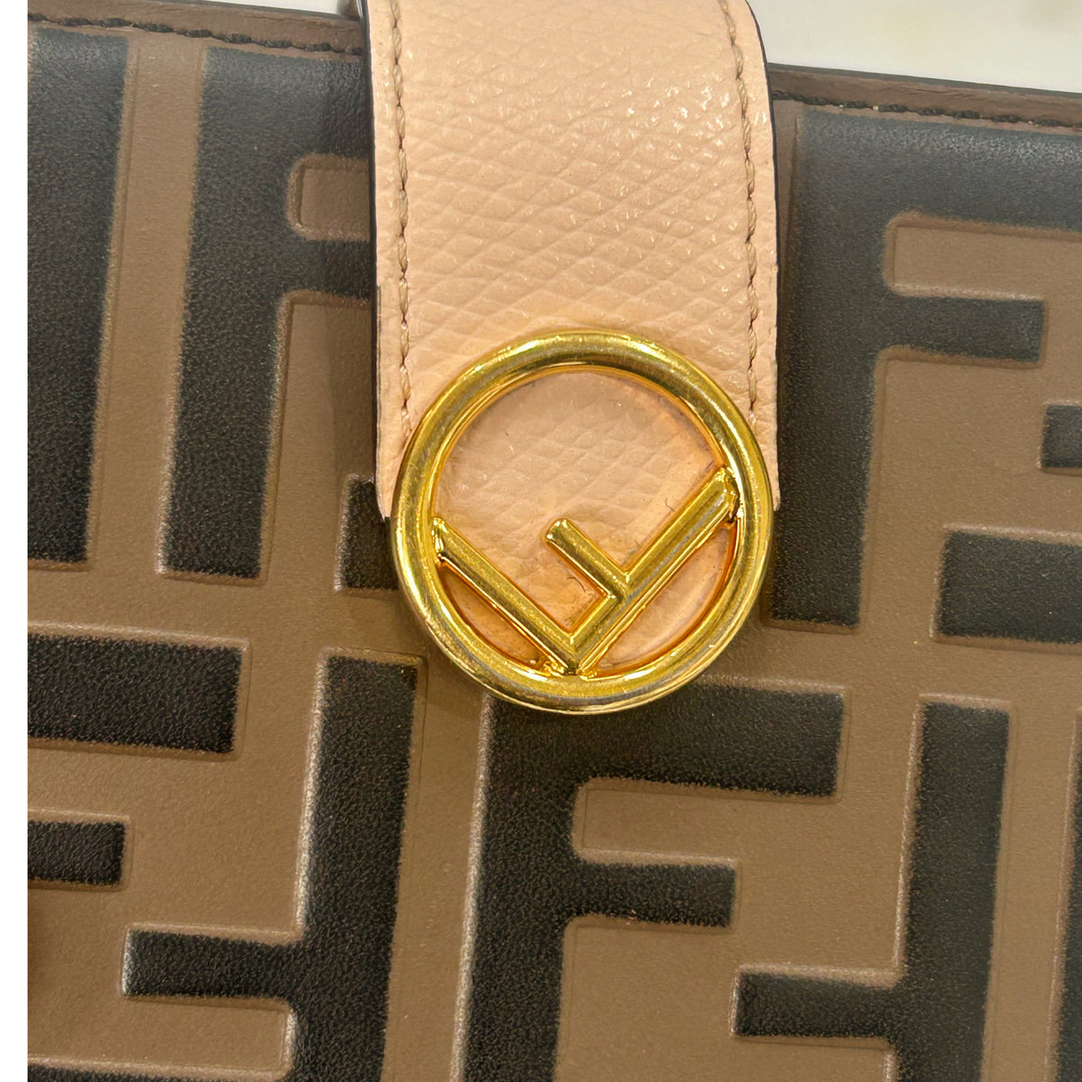 FENDI - FF Embossed Leather Compact Wallet