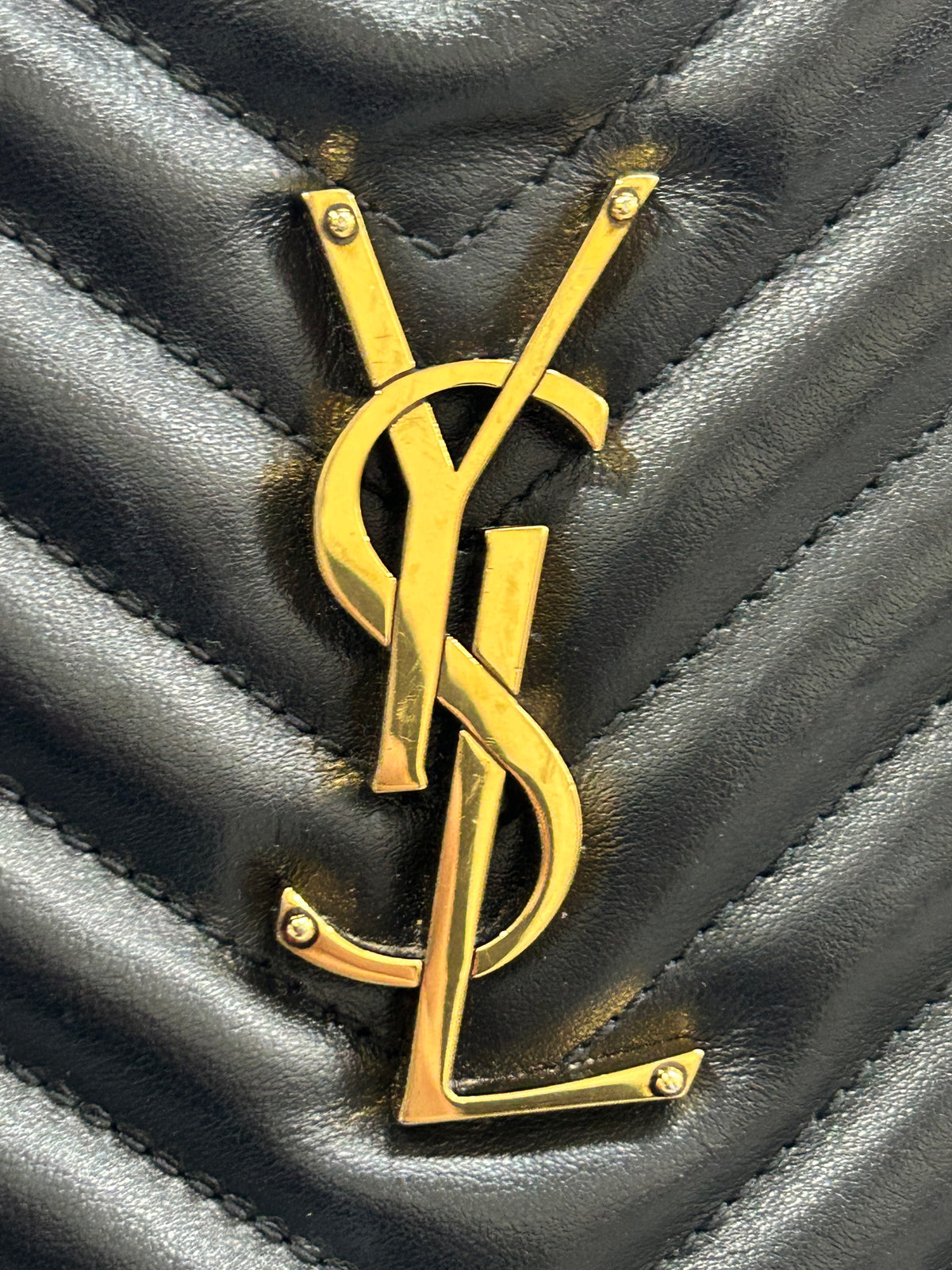 SAINT LAURENT - Lou Black Soft Quilted Leather Camera Bag