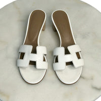 HERMÈS - Oasis Sandal in Blanc Sz 38.5