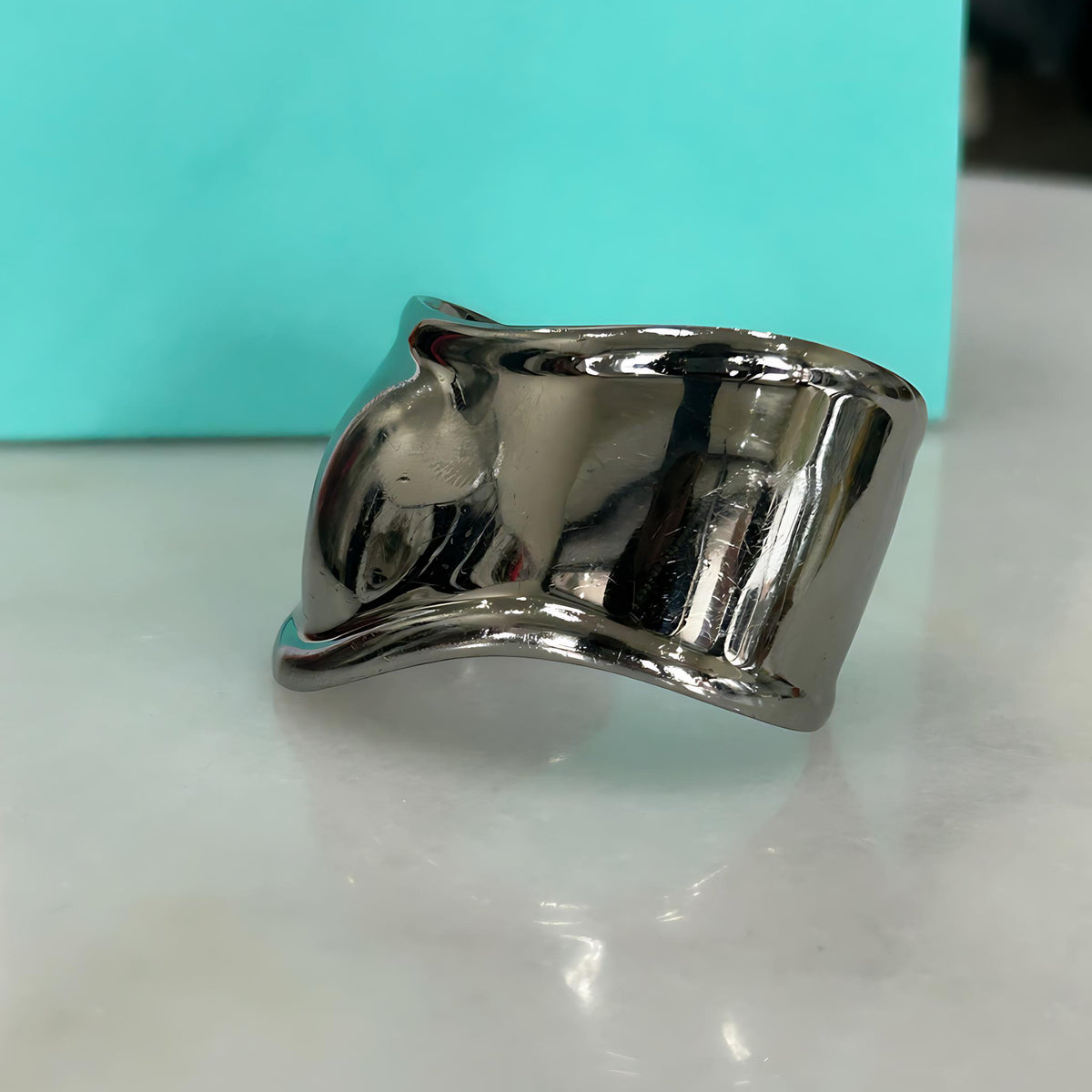 TIFFANY & Co. - Bone Cuff in Ruthenium