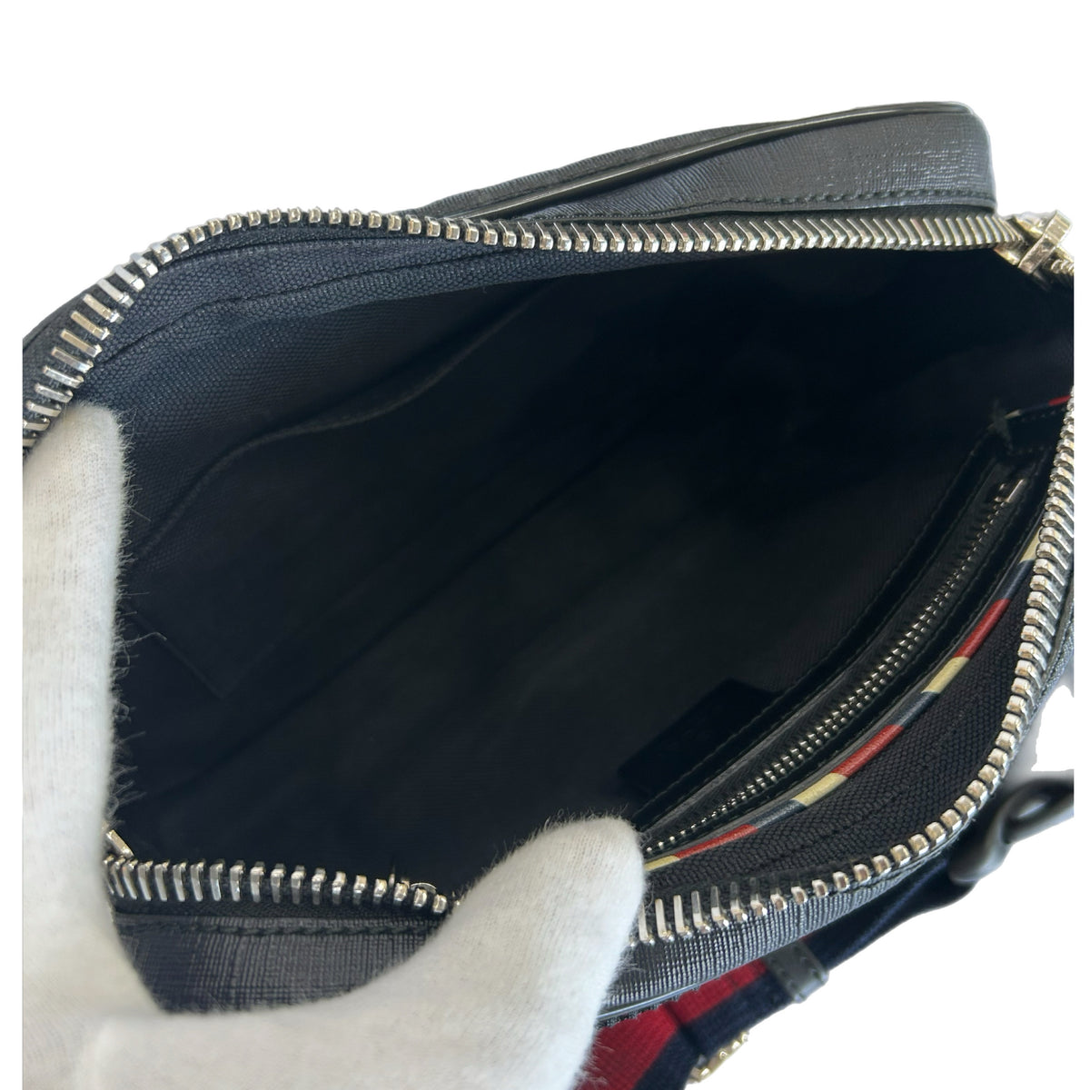 GUCCI - GG Supreme Soft Night Courier Belt Bag