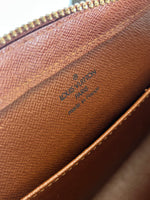 LOUIS VUITTON - Orsay Monogram Clutch Bag