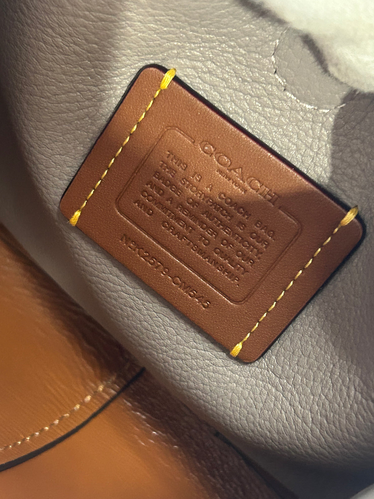 COACH - Lana 23 Shoulder Bag - Ash Grey