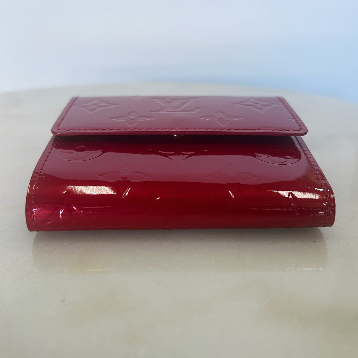 LOUIS VUITTON - Red Vernis Monogram Louise Tri-fold Wallet