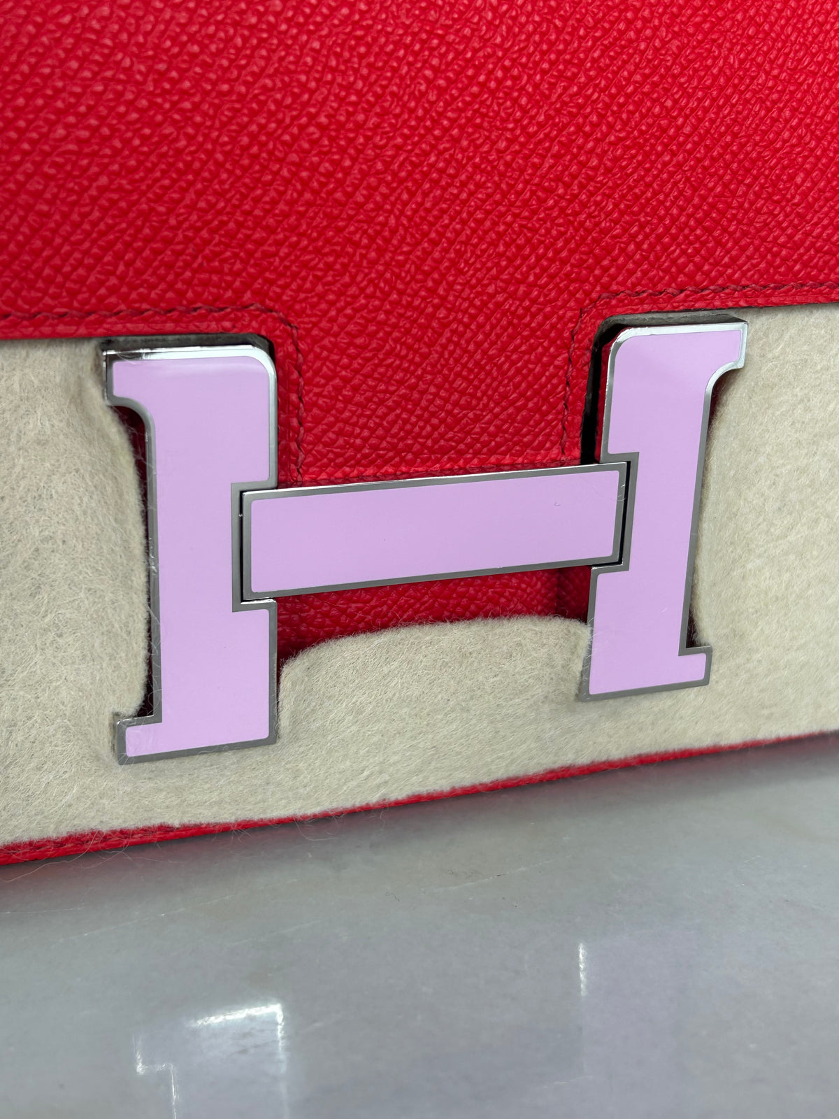 HERMES - Constance 24 Bag Coeur/Mauve