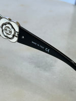 CHANEL - CC Camellia Gradient Shield Sunglasses