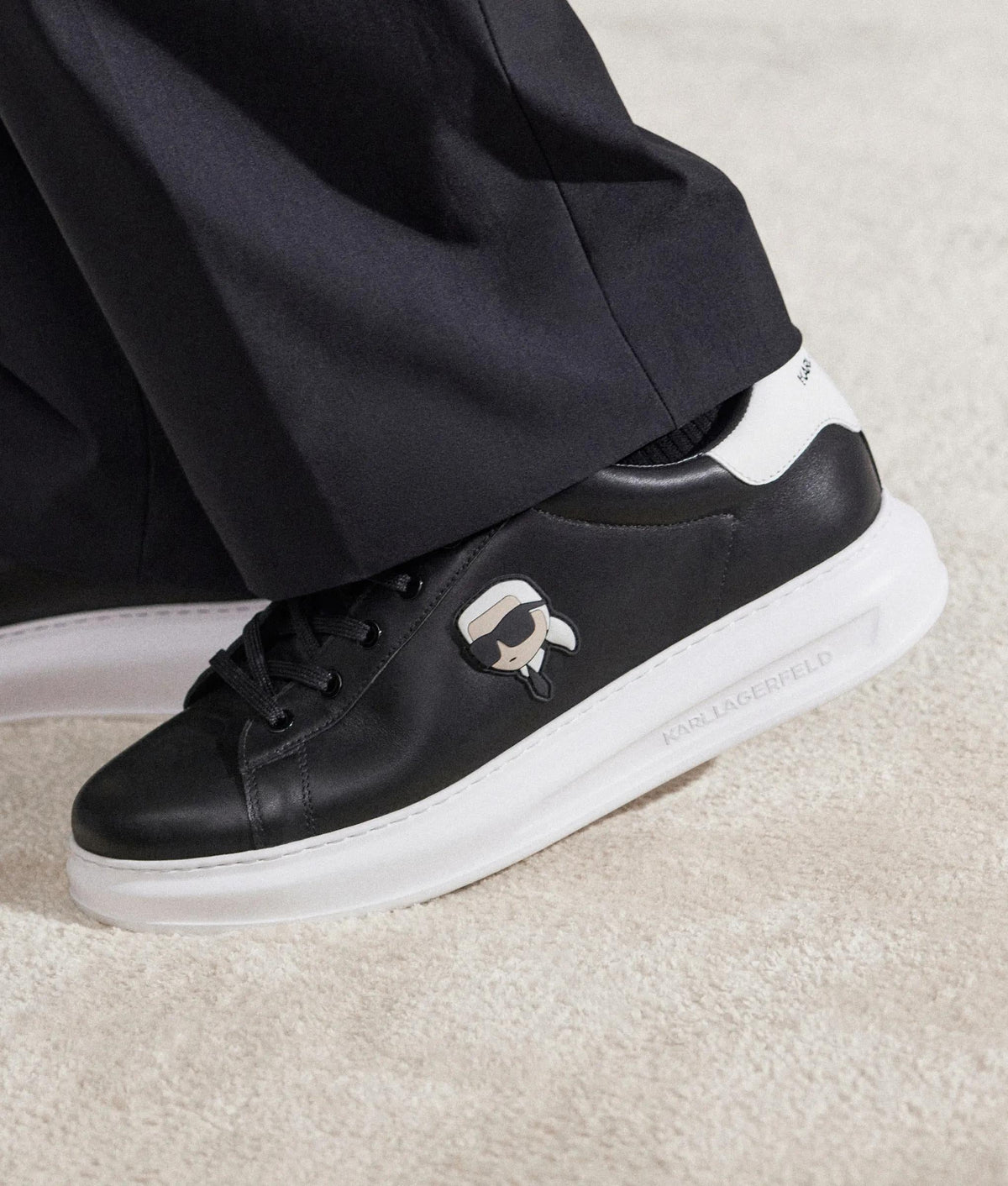 KARL LAGERFELD - Ikon NFT Kapri Sneakers. Men’s Sz 12