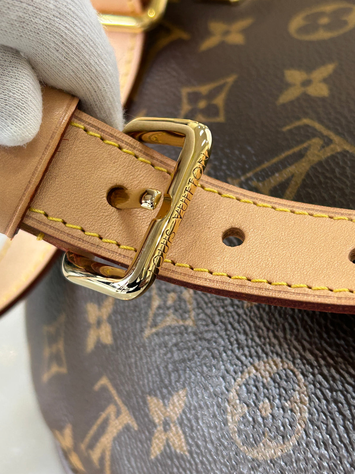 LOUIS VUITTON - Monogram MM Bumbag