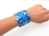 HERMÈS - Extra Wide Blue Ribbon Enamel Bangle